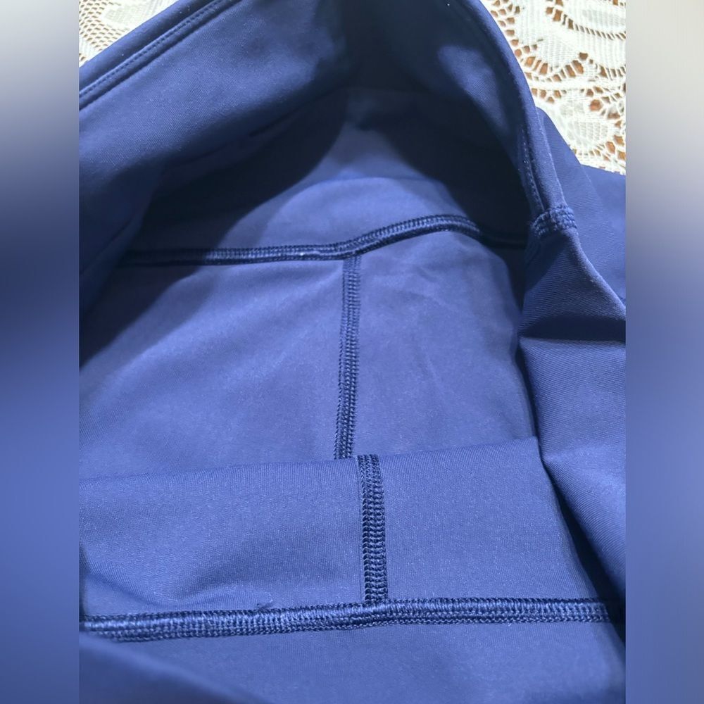 LULULEMON•Paneled Navy Leggings - Picture 4 of 8